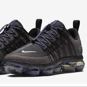 Women’s NIKE Vapormax sneakers Sz 36.5